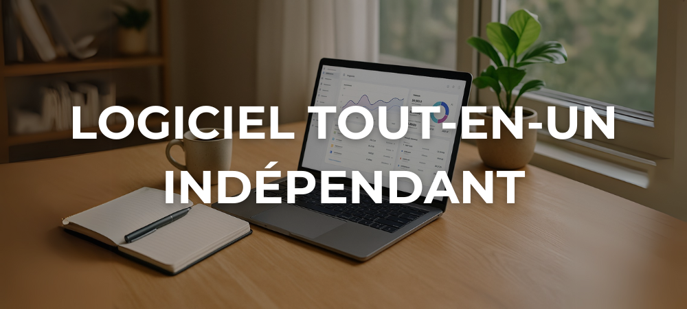 Ordinateur portable affichant un tableau de bord de gestion financière sur un bureau lumineux avec carnet, stylo, café et plante verte.